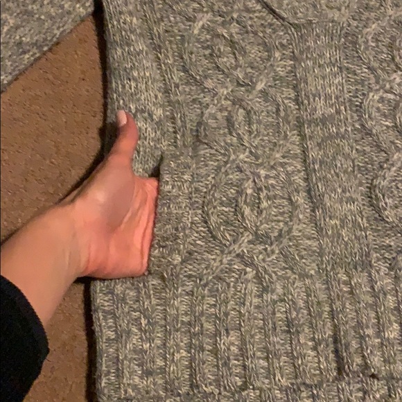 American Eagle Outfitters Cable Knit Sweater - Picture 4 of 5